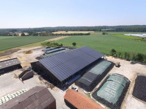 Solaranlagen Referenzen - PV-Service GmbH | Bauernhof in Bedburg NRW